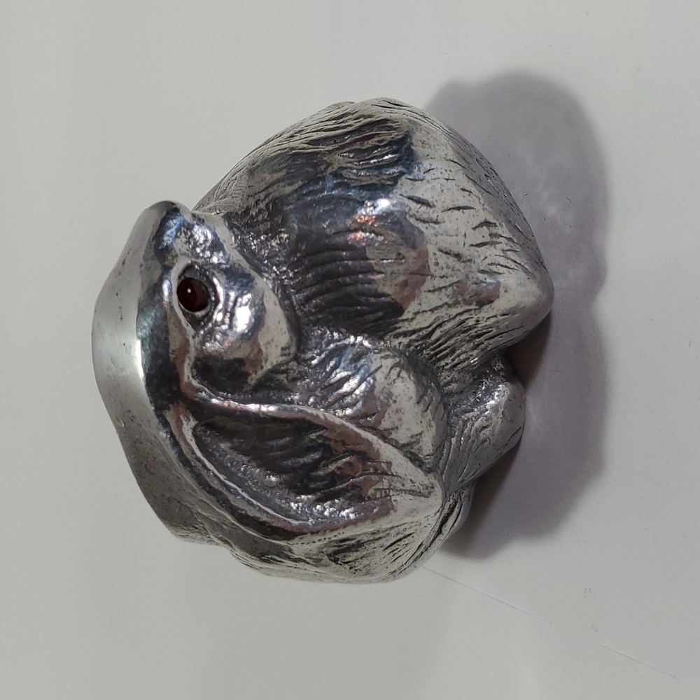 Arthur Court Rabbit Paperweight - Picture 3 of 5